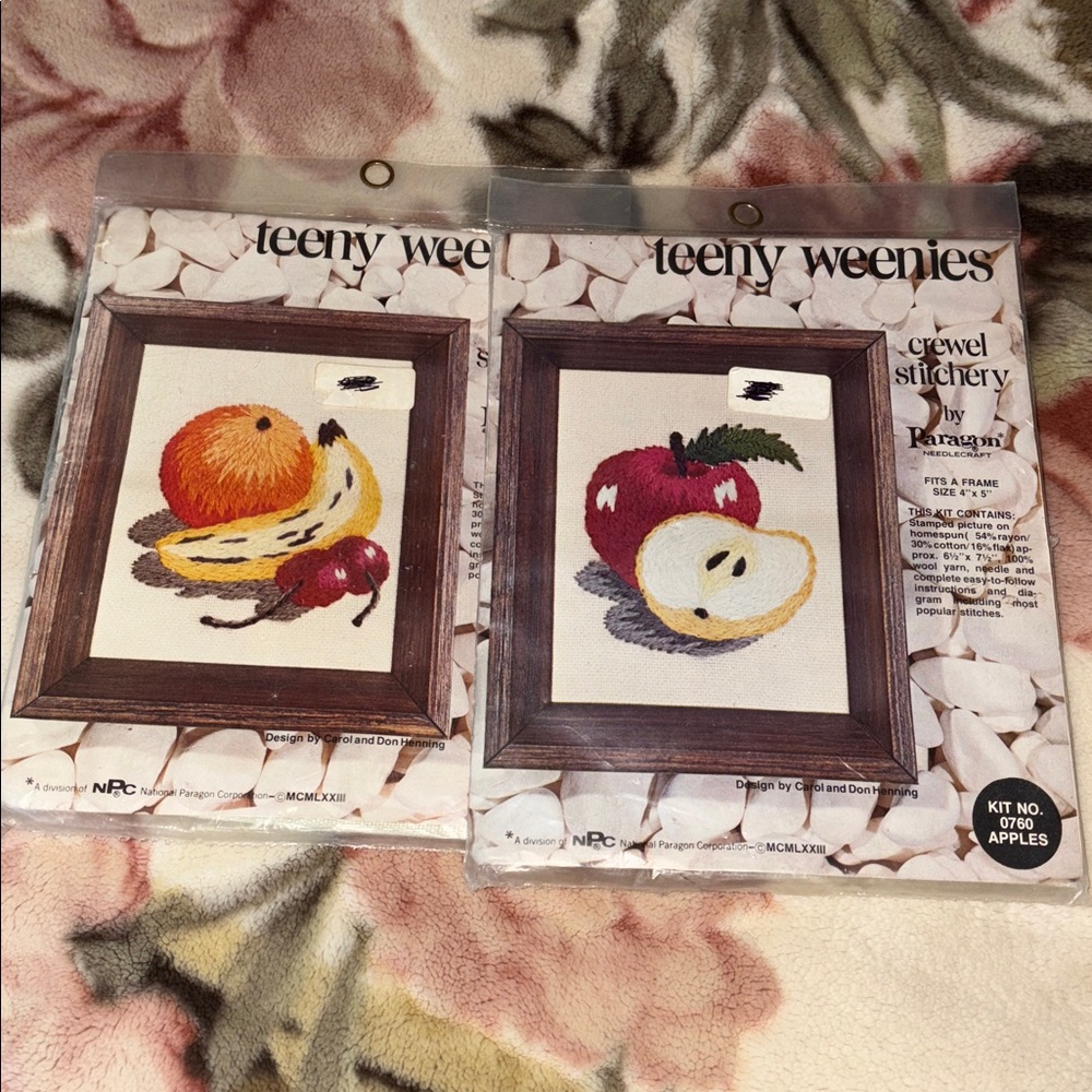 Teeny Weenies Crewel Stitchery Kits (2)